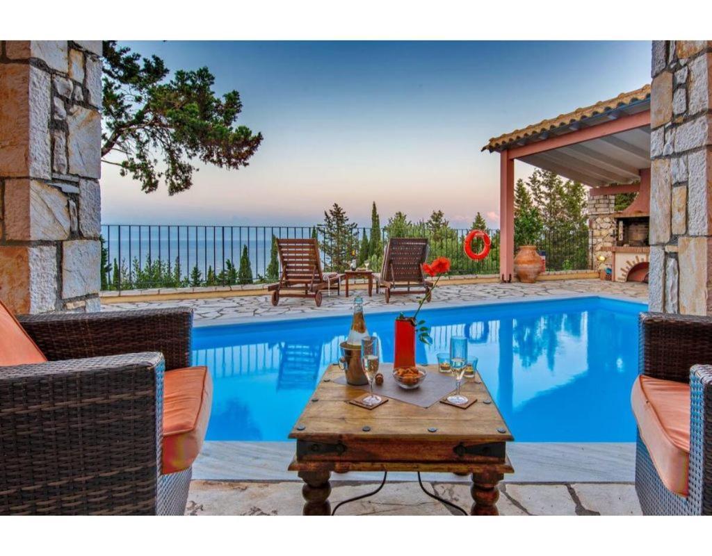 Villa Faye Гайос Екстериор снимка
